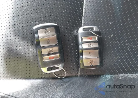 2016 Kia Cadenza Premium из США, поврежденный, VIN KNALN4D7XG5217952